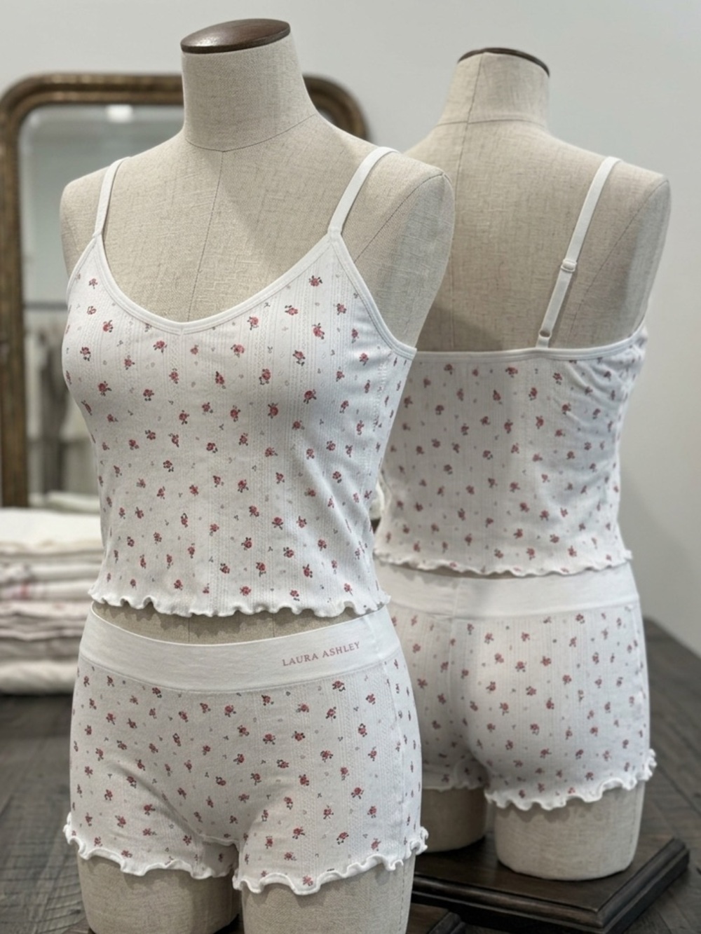 Laura Ashley 3 Piece Set Floral Summer Sleepwear Pajamas Fitted Top Shorts M
